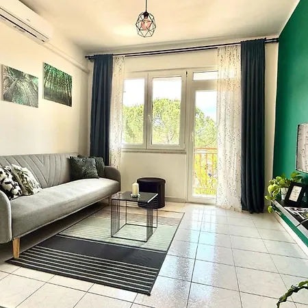 Apartment Green *